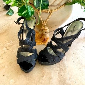 Sparkly black high heels sandal